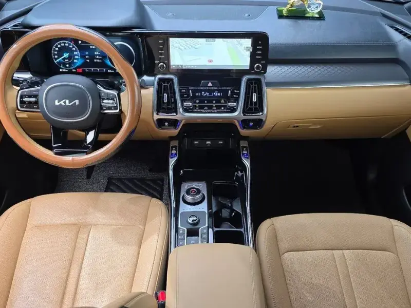 2023 Kia Sorento с пробегом 55 827 км
