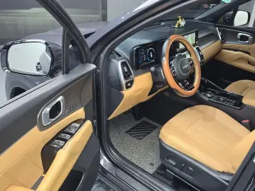 2023 Kia Sorento с пробегом 55 827 км
