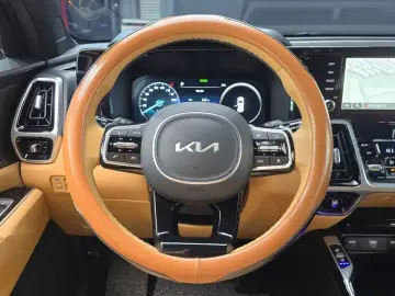 2023 Kia Sorento с пробегом 55 827 км