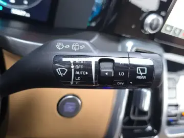 2023 Kia Sorento с пробегом 55 827 км