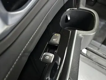 2023 Kia Sorento с пробегом 48 677 км