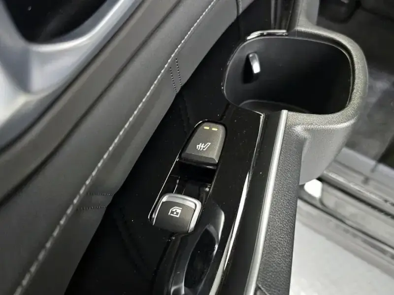 2023 Kia Sorento с пробегом 48 677 км
