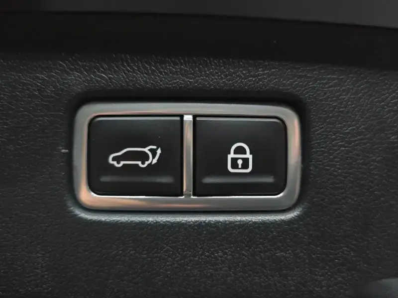 2023 Kia Sorento с пробегом 55 827 км