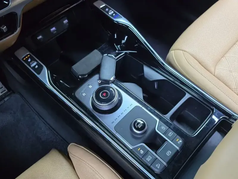 2022 Kia Sorento с пробегом 53 007 км