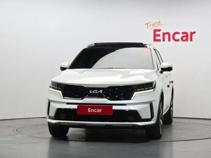 2023 Kia Sorento с пробегом 51 811 км