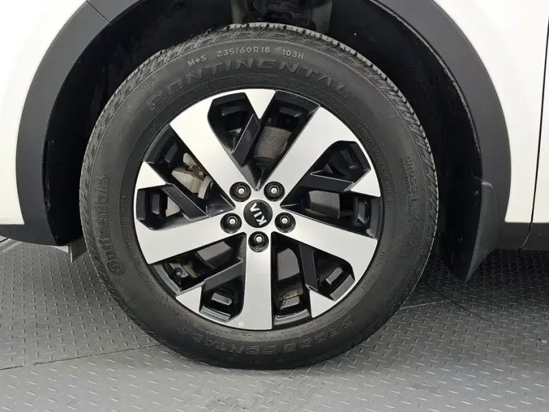 2021 Kia Sorento с пробегом 19 023 км