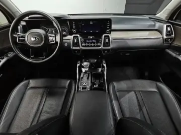 2021 Kia Sorento с пробегом 19 023 км