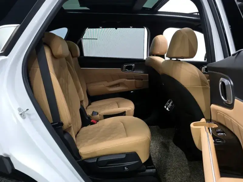 2023 Kia Sorento с пробегом 51 811 км