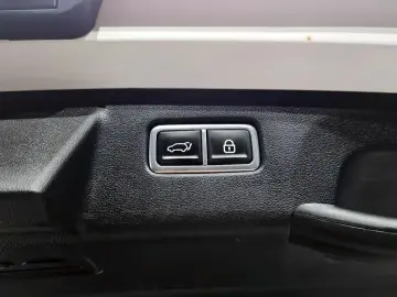 2023 Kia Sorento с пробегом 51 811 км