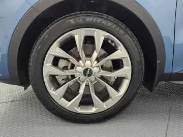 2023 Kia Sorento с пробегом 57 585 км