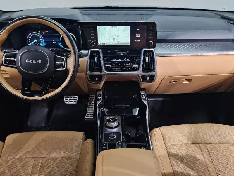 2023 Kia Sorento с пробегом 57 585 км