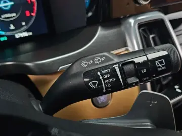 2023 Kia Sorento с пробегом 57 585 км