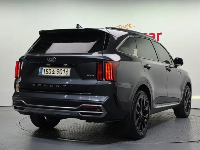 2020 Kia Sorento с пробегом 12 884 км
