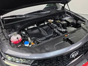 2020 Kia Sorento с пробегом 12 884 км