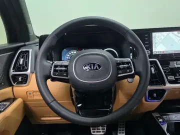 2020 Kia Sorento с пробегом 12 884 км