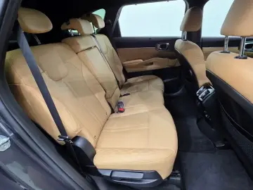 2020 Kia Sorento с пробегом 12 884 км