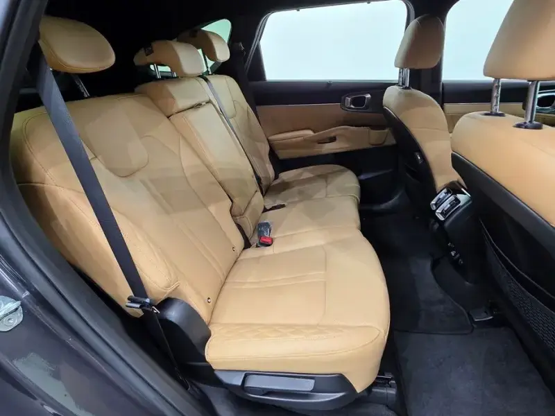 2020 Kia Sorento с пробегом 12 884 км