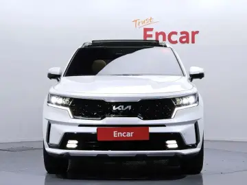 2023 Kia Sorento с пробегом 55 024 км
