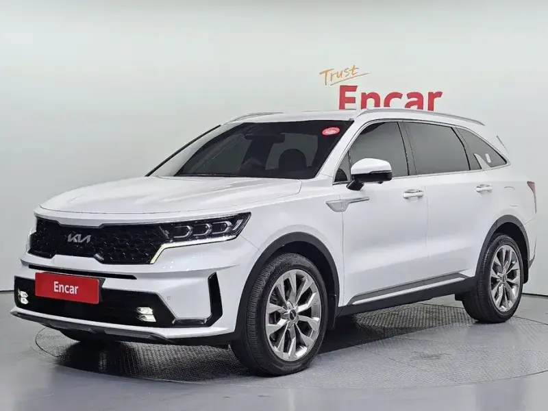 2023 Kia Sorento с пробегом 43 941 км