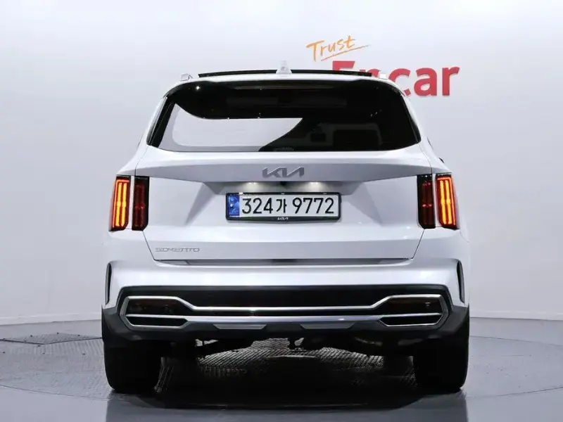 2023 Kia Sorento с пробегом 55 024 км