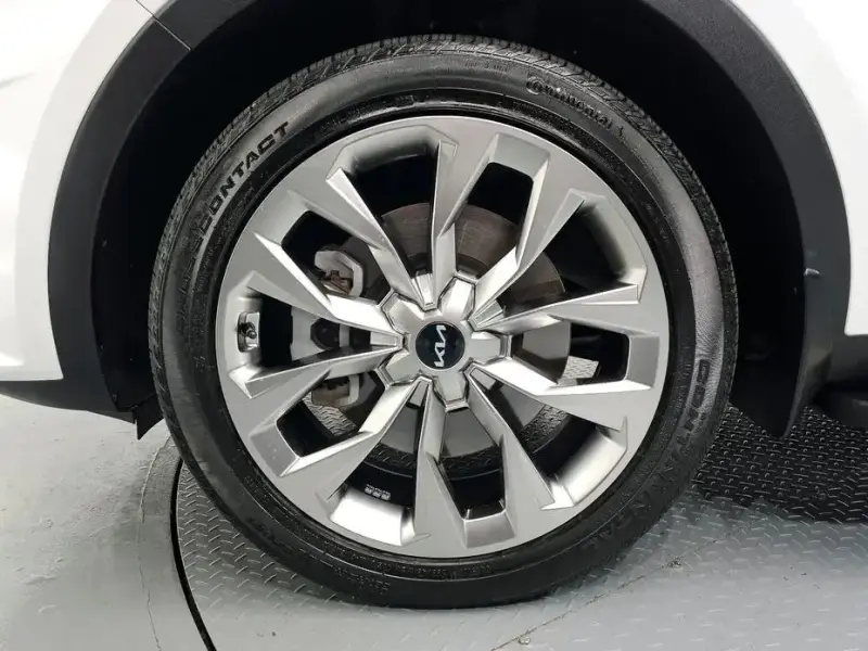 2023 Kia Sorento с пробегом 55 024 км