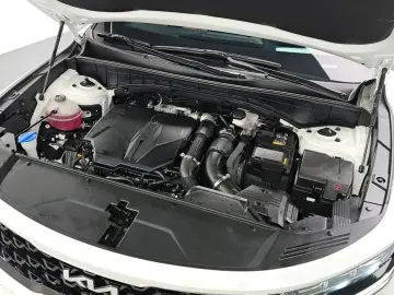 2023 Kia Sorento с пробегом 55 024 км