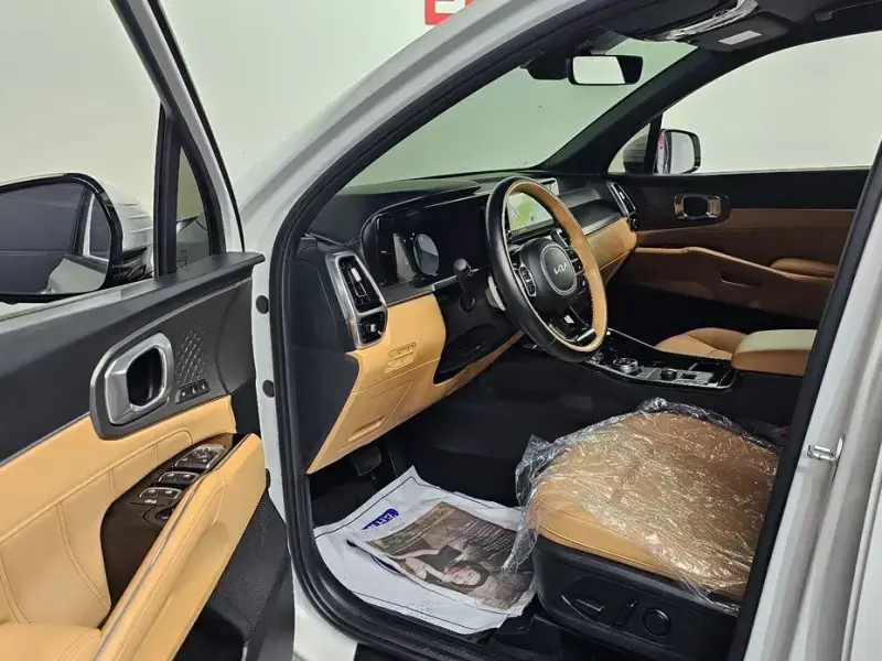 2023 Kia Sorento с пробегом 43 941 км