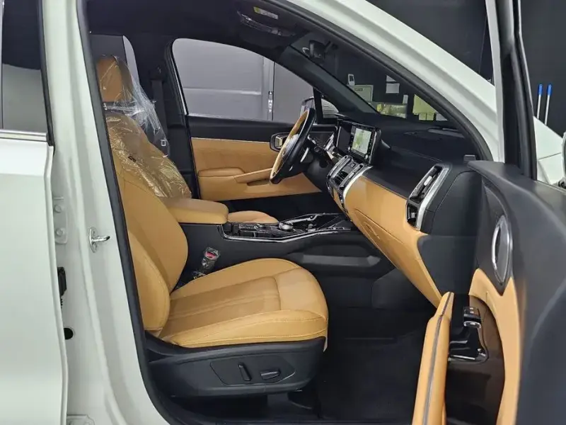 2023 Kia Sorento с пробегом 43 941 км