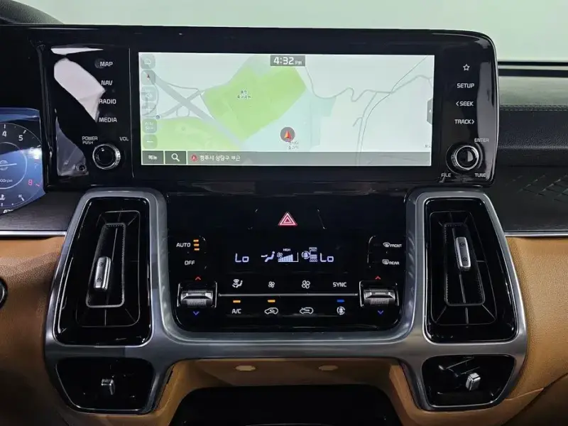 2023 Kia Sorento с пробегом 43 941 км