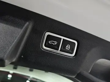 2023 Kia Sorento с пробегом 55 024 км