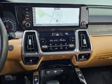 2022 Kia Sorento с пробегом 130 706 км