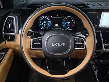 2022 Kia Sorento с пробегом 12 678 км