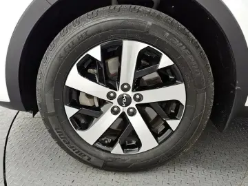 2022 Kia Sorento с пробегом 81 037 км