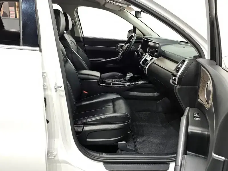 2022 Kia Sorento с пробегом 81 037 км