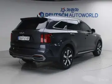 2023 Kia Sorento с пробегом 35 762 км
