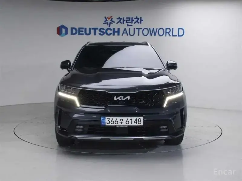 2023 Kia Sorento с пробегом 35 762 км