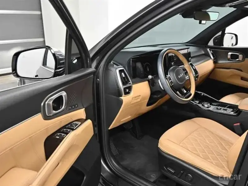 2023 Kia Sorento с пробегом 35 762 км
