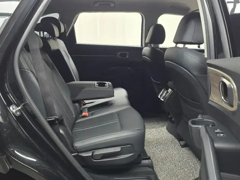 2023 Kia Sorento с пробегом 42 539 км