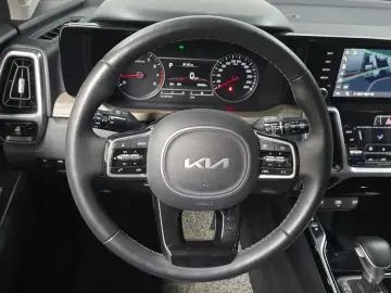 2023 Kia Sorento с пробегом 42 539 км