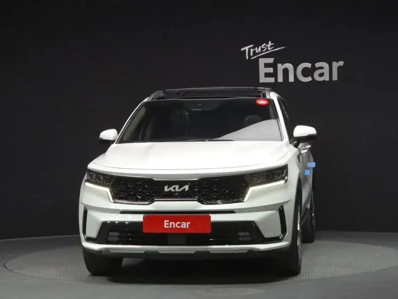 2023 Kia Sorento с пробегом 52 430 км