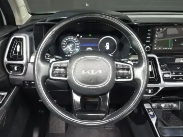 2023 Kia Sorento с пробегом 52 430 км