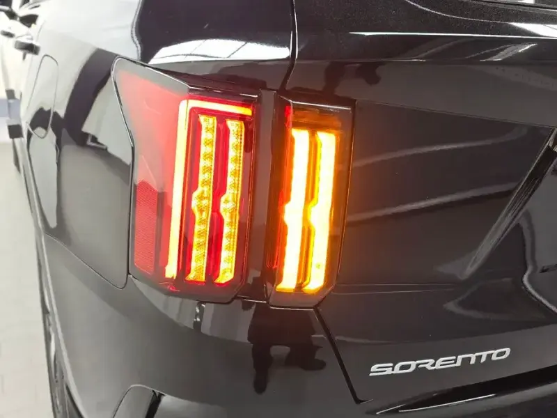 2023 Kia Sorento с пробегом 42 539 км