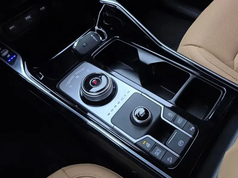 2022 Kia Sorento с пробегом 12 835 км