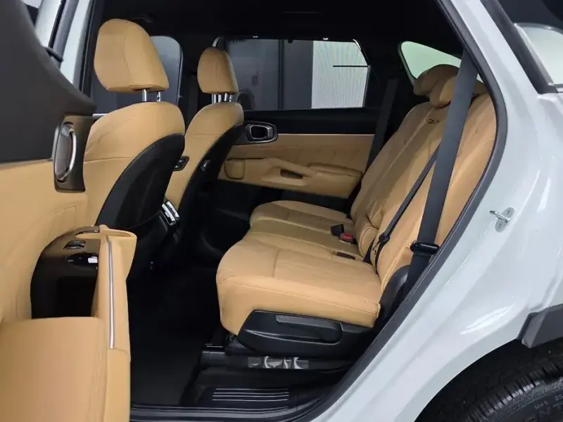 2022 Kia Sorento с пробегом 12 835 км