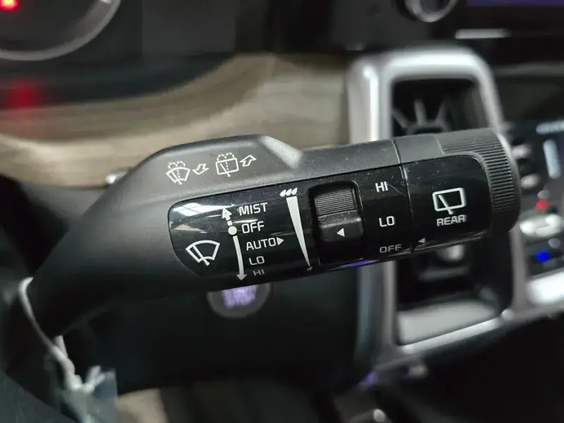 2023 Kia Sorento с пробегом 42 539 км