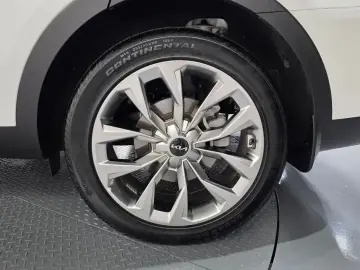 2022 Kia Sorento с пробегом 12 835 км