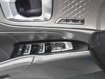 2023 Kia Sorento с пробегом 52 430 км