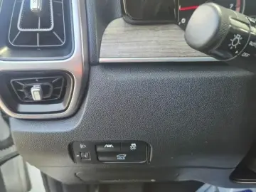 2022 Kia Sorento с пробегом 57 926 км
