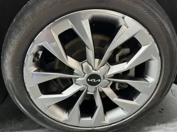 2023 Kia Sorento с пробегом 72 600 км