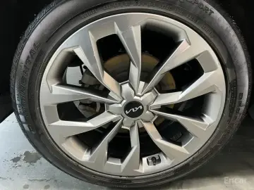 2023 Kia Sorento с пробегом 72 600 км